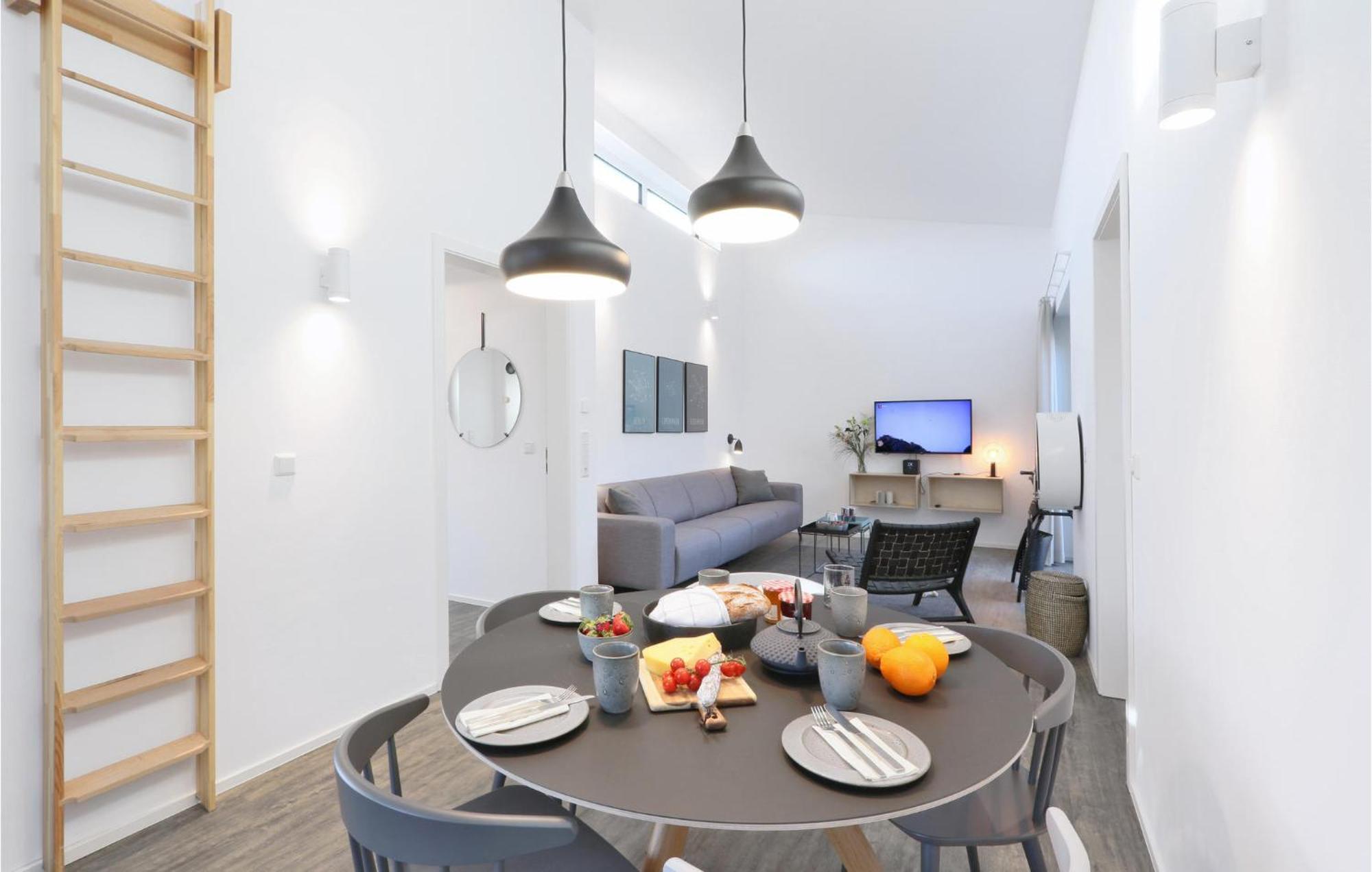 Beach Front Home In Lembruch-Duemmer See With Wifi Exterior foto