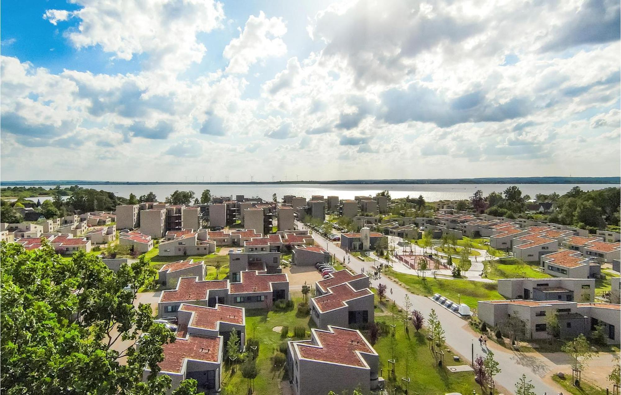 Beach Front Home In Lembruch-Duemmer See With Wifi Exterior foto